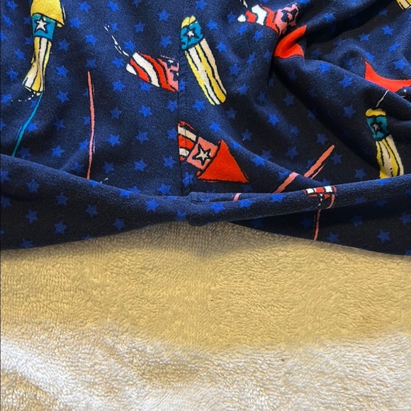 LuLaRoe Navy Fireworks Leggings - Picture 3 of 4